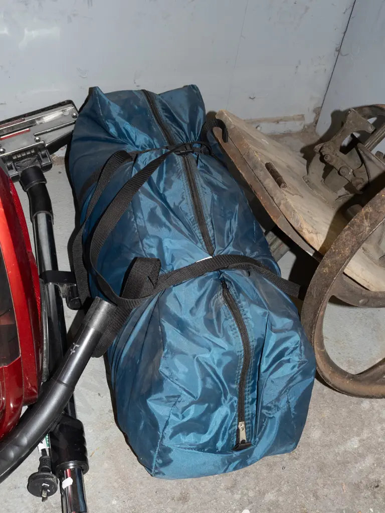 Stockmen weekender 8 person dome tent Image 1++