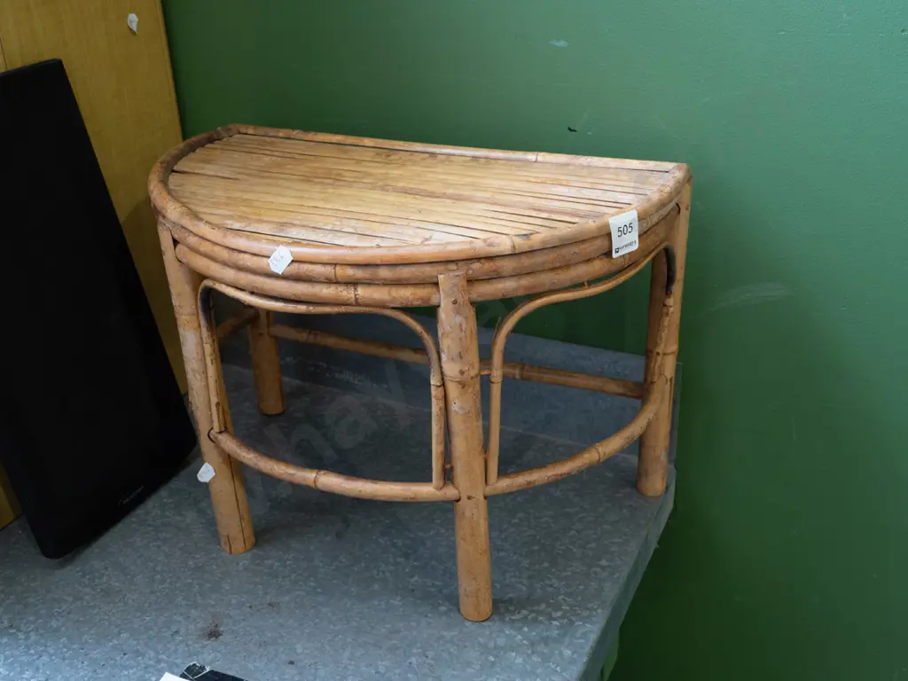 small bamboo half round jardiniere stand H290 Image 1++