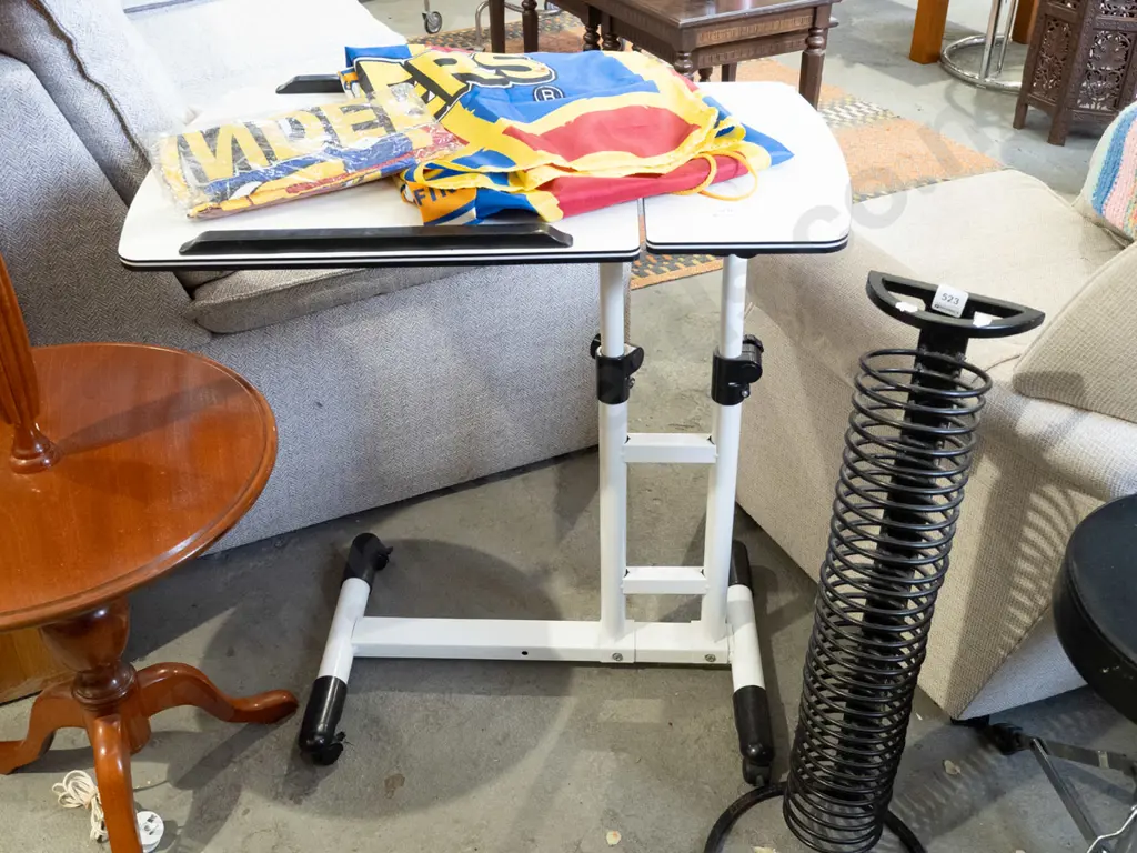 rise and fall bed table Image 1++