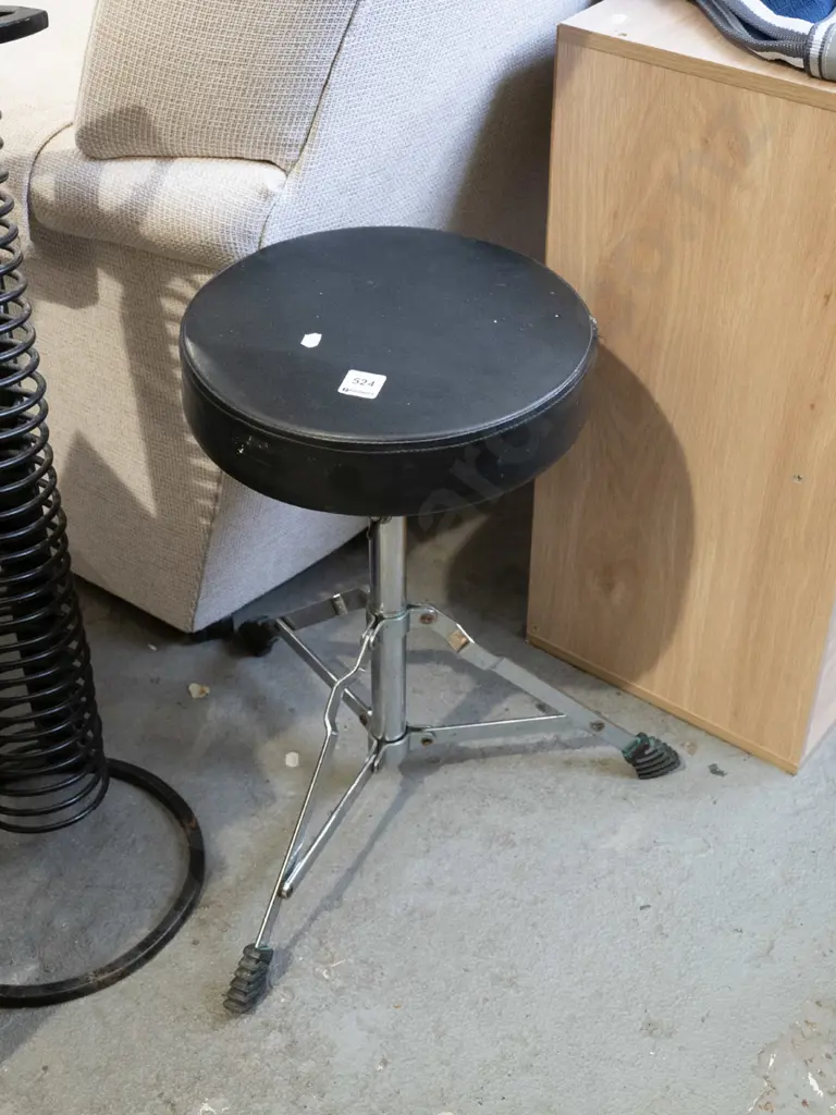drummer's stool Image 1++