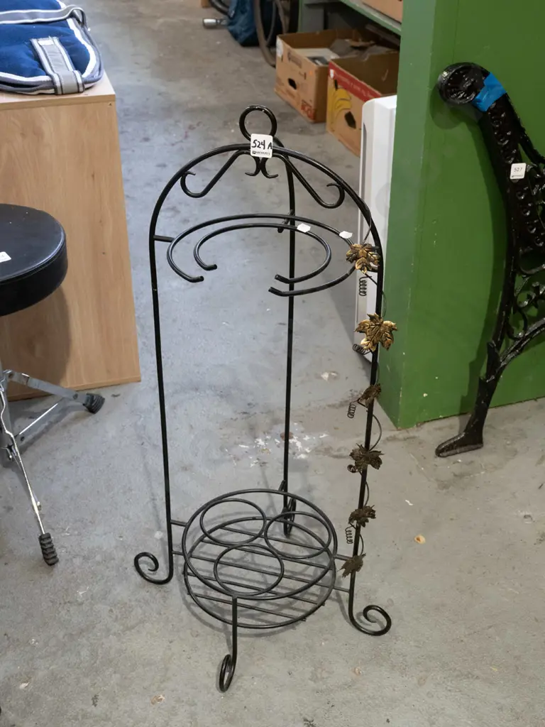 retro wrought metal plant stand Image 1++