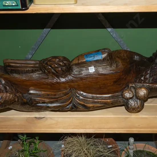 heavily carved wooden serving tray W950