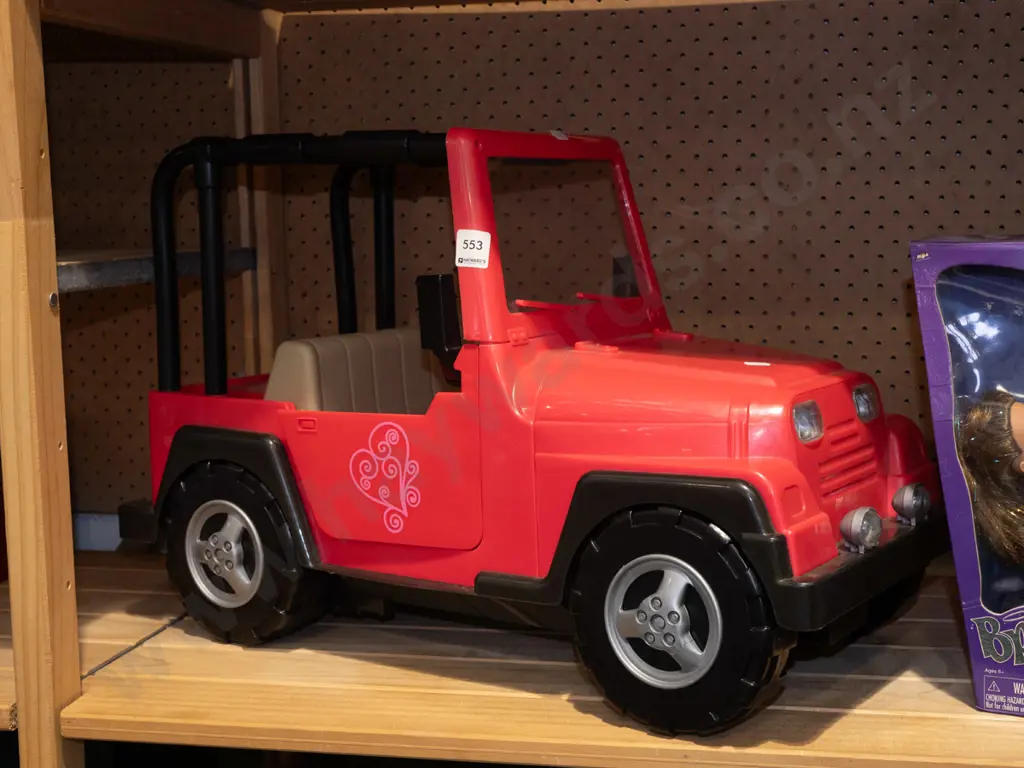 large plastic toy jeep Image 1++