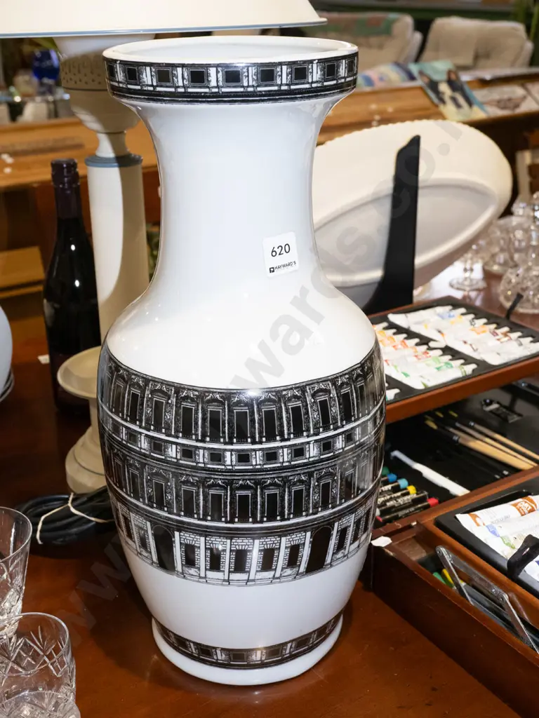 tall ceramic modern vase H450 Image 1++