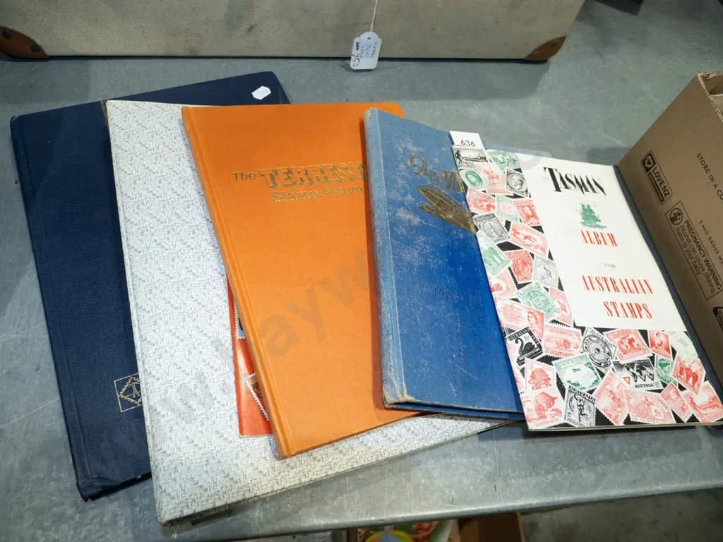 stamp albums Image 1++