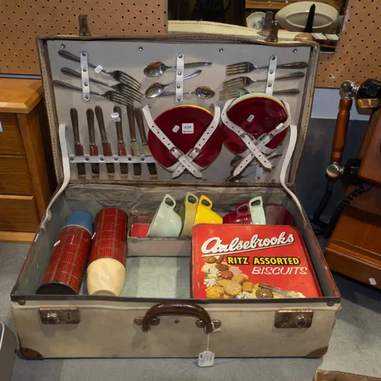 picnic hamper and contents