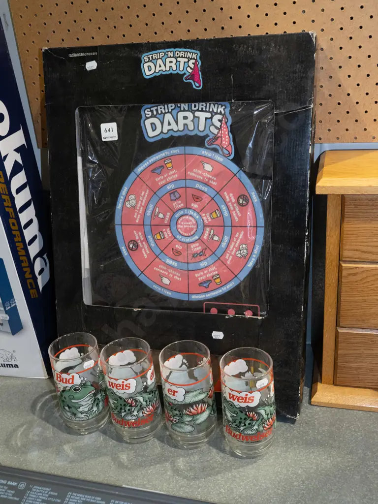 Strip and Drink darts game and 4x tumblers Image 1++