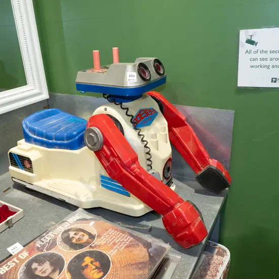 child's ride on robot toy - as is no returns
