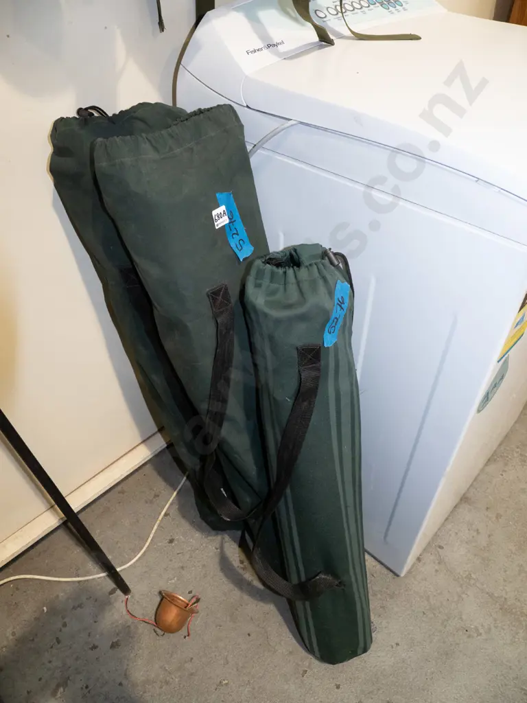 3 camping chairs Image 1++