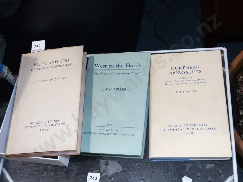 3x local history books Image 1++