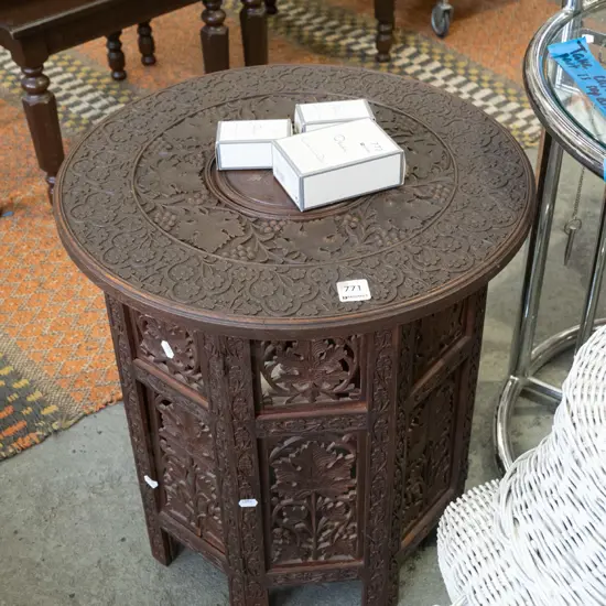 chip carved Indonesian circular table H470