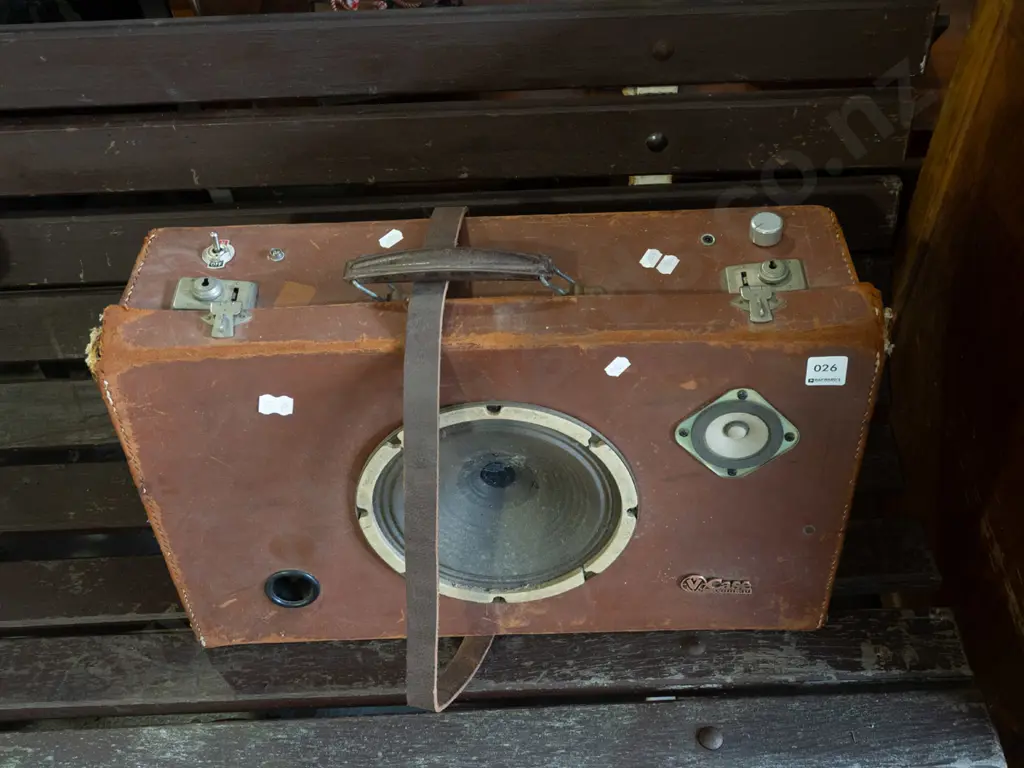 V-Case Australia speakers in bullock hide suitcase - As Is No Returns Image 1++