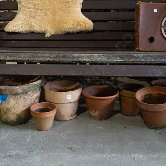 7x terracotta garden planters