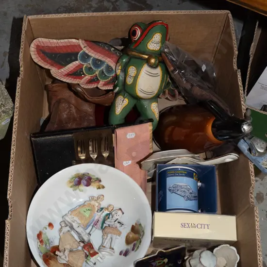 box; figurines, soda syphon etc