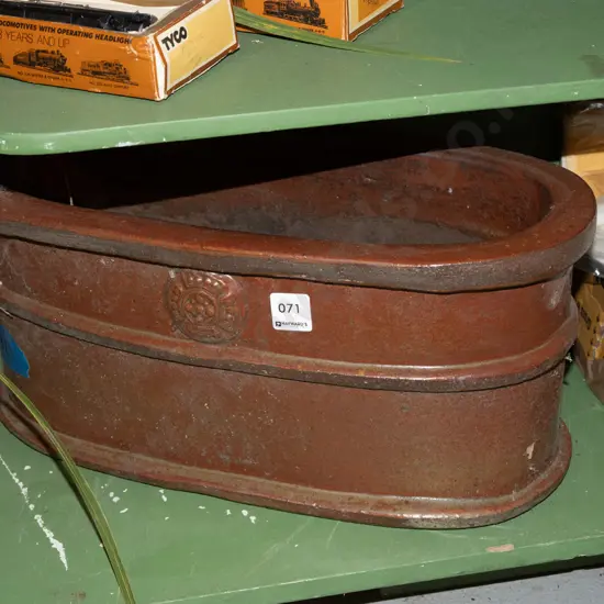 oval glazed garden planter H205