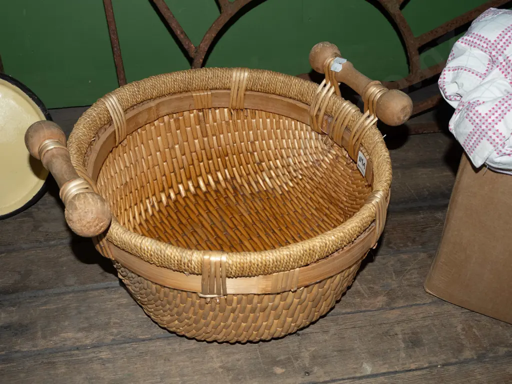 woven cane and seagrass basket with wooden handles Image 1++