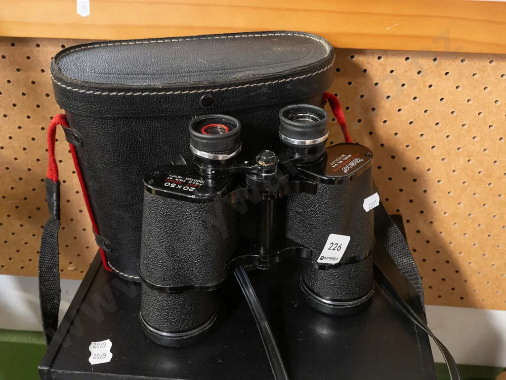 cased Tasco 20x50 field binoculars Image 1++