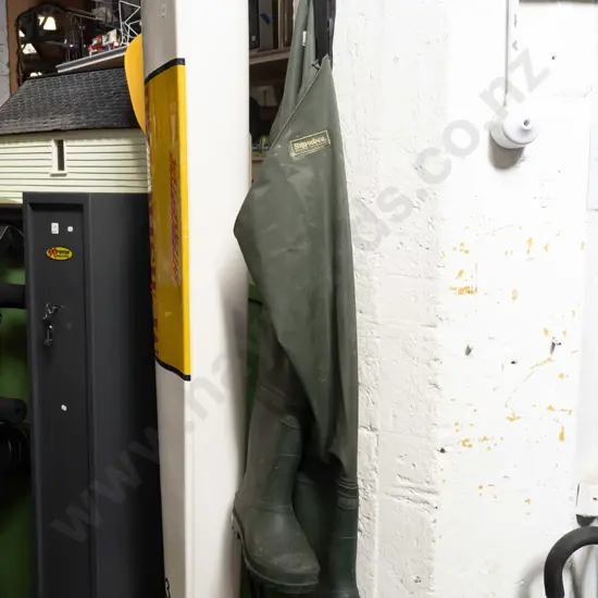pair of Snowbee size 12 waders