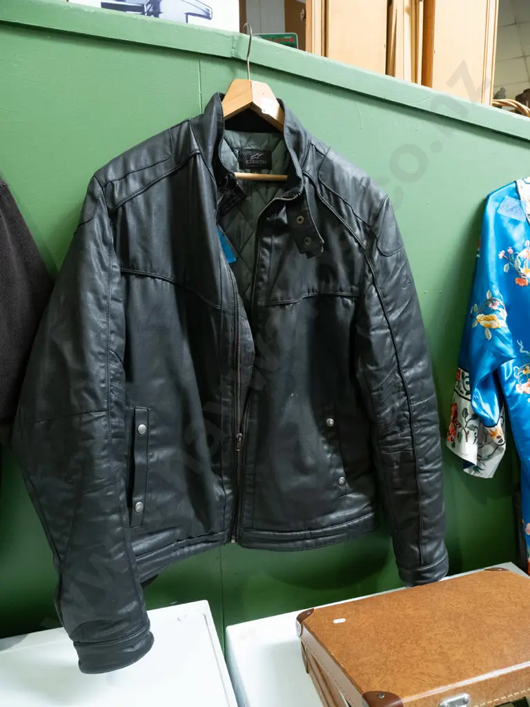 Alpine Star size Large gents jacket Image 1++