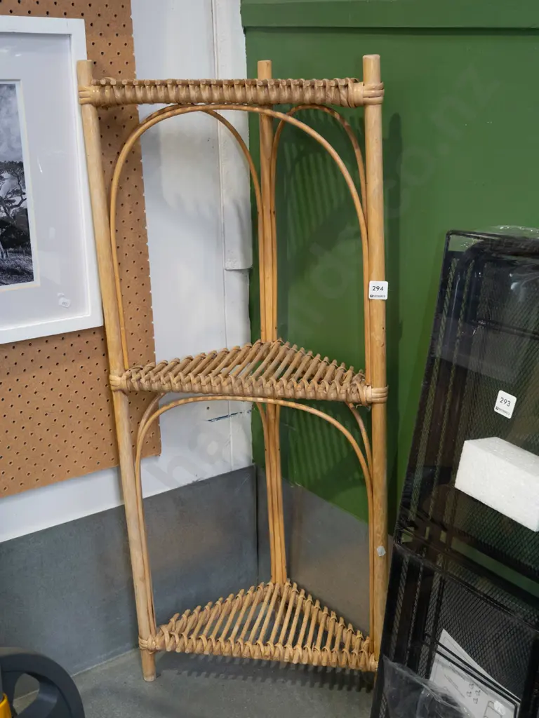 bamboo 3 shelf corner what not H1000 Image 1++