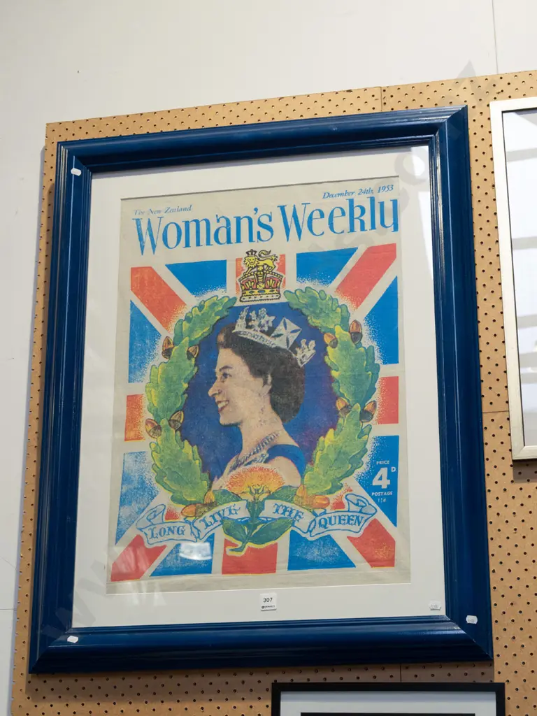 framed tea towel - Womans Weekly 1953 Long Live the Queen  Image 1++