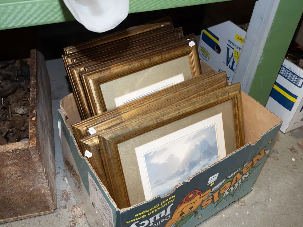 box; various fantasy prints Image 1++