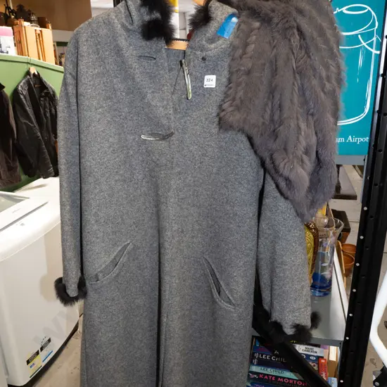 ladies coat and faux feather stole