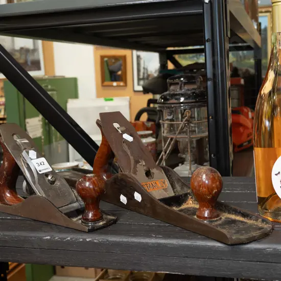 2x hand planes - Stanley No 7 and 1 other