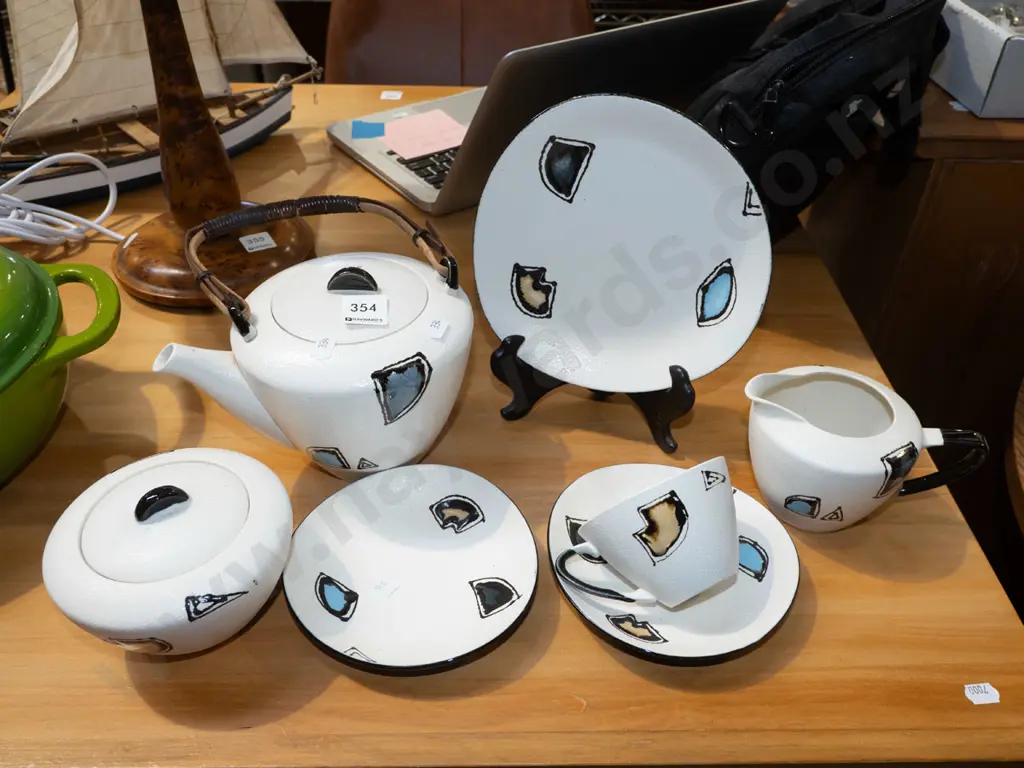 mid century part tea set  Image 1++