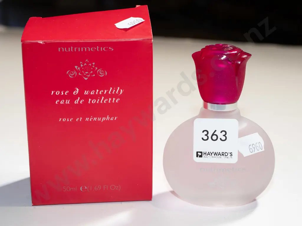 Nutrimetics rose & water lily eau de toilette 50ml Image 1++