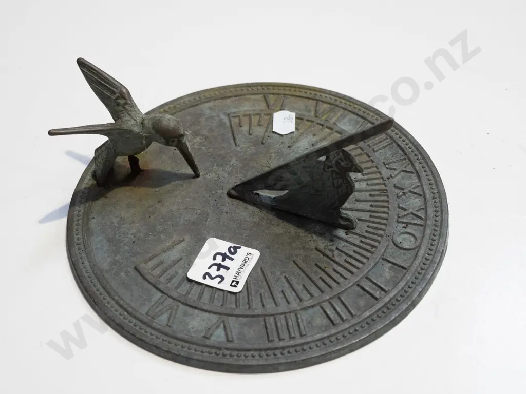 bird themed sun dial Image 1++