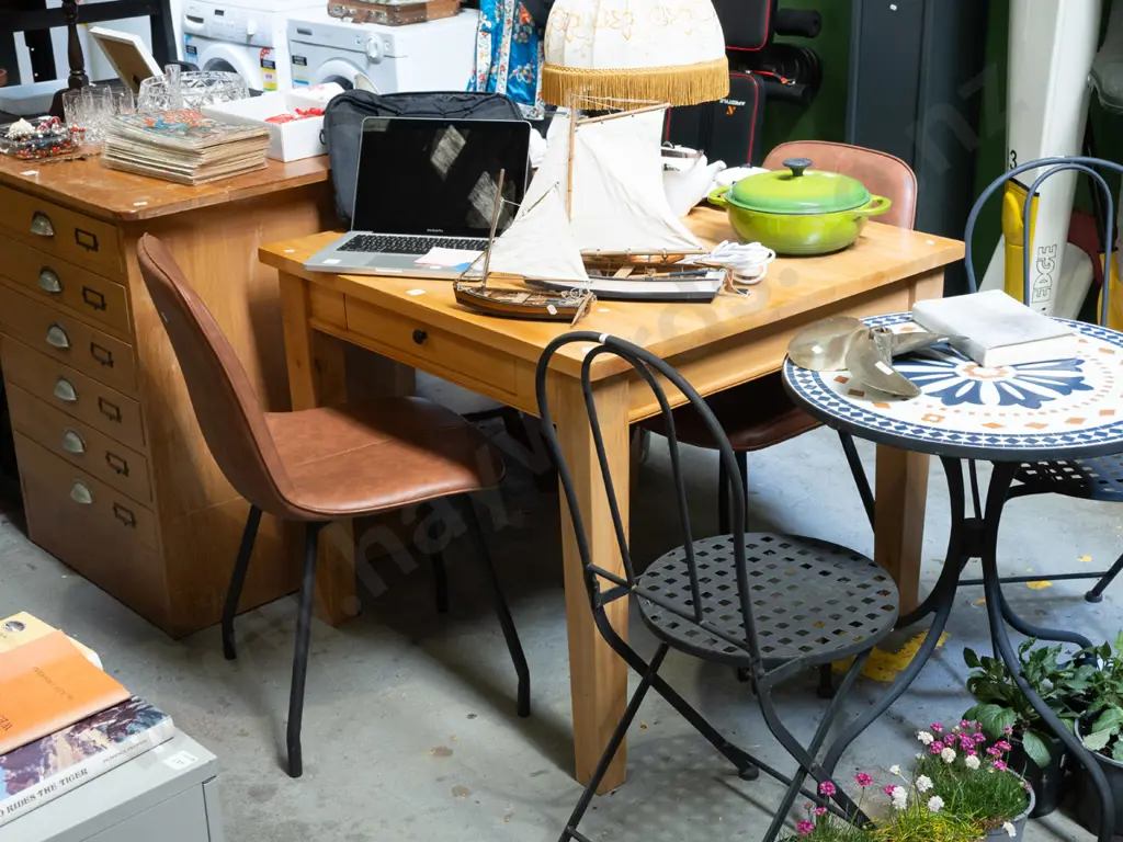 solid rimu square table with single drawer and 2x brown vinyl chairs H760 W890 D890 Image 1++