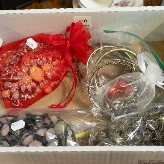tray of costume jewellery