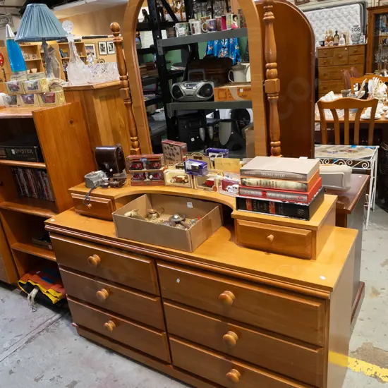 rimu and mdf 8 drawer mirror back dresser H1700 W1350 D400
