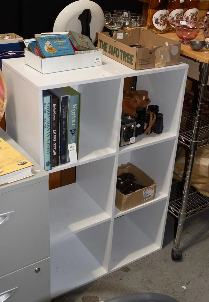 mdf melteca bookcase H920 W610 D300 Image 1++