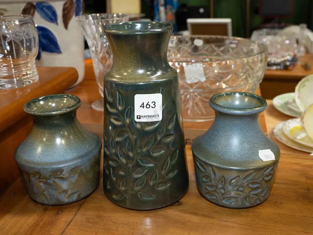3x Crown Lynn spray leaf patterned vases Tallest H175 Image 1++