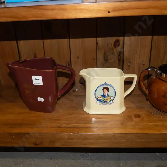 4x whisky jugs