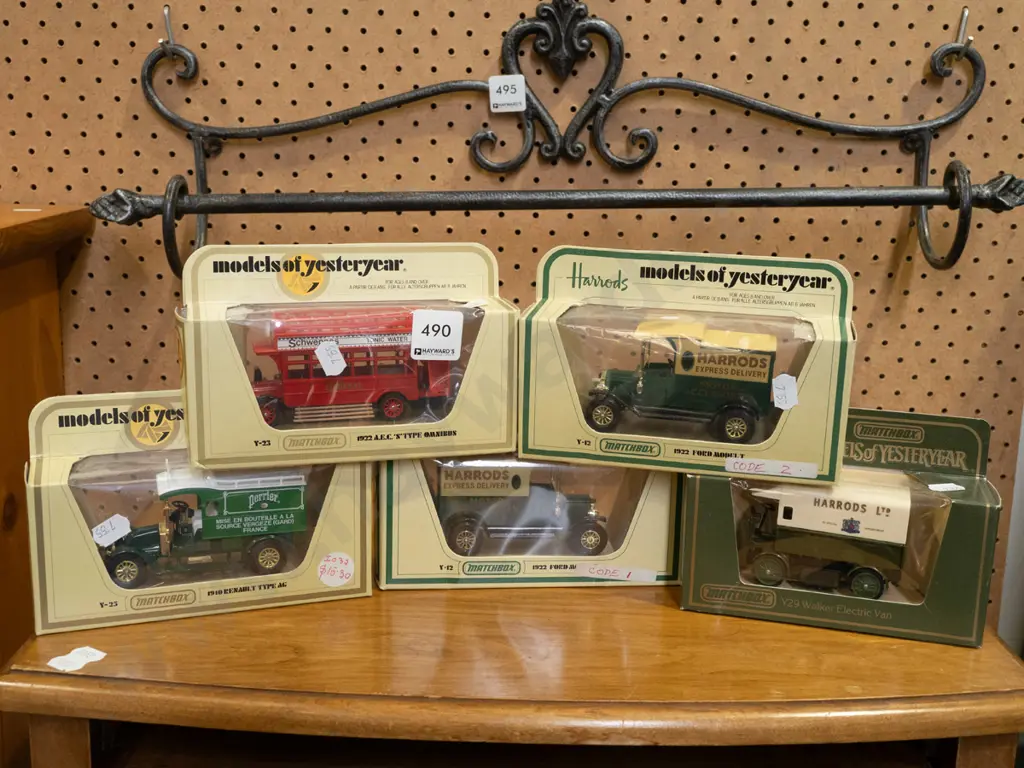 5x boxed Models of Yesteryear   Image 1++