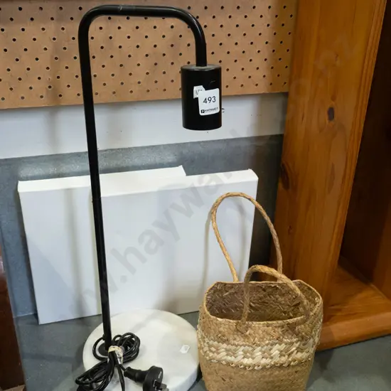 small kete, 2x boxed canvases, desk lamp