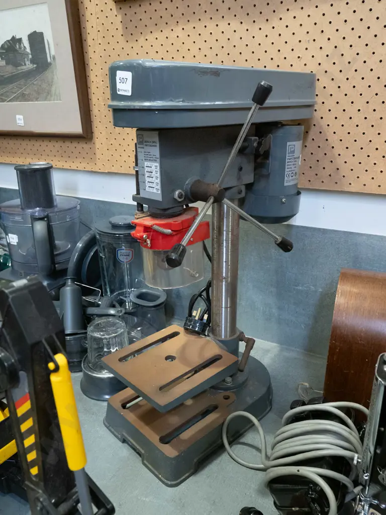 Precision drill press with English plug Image 1++