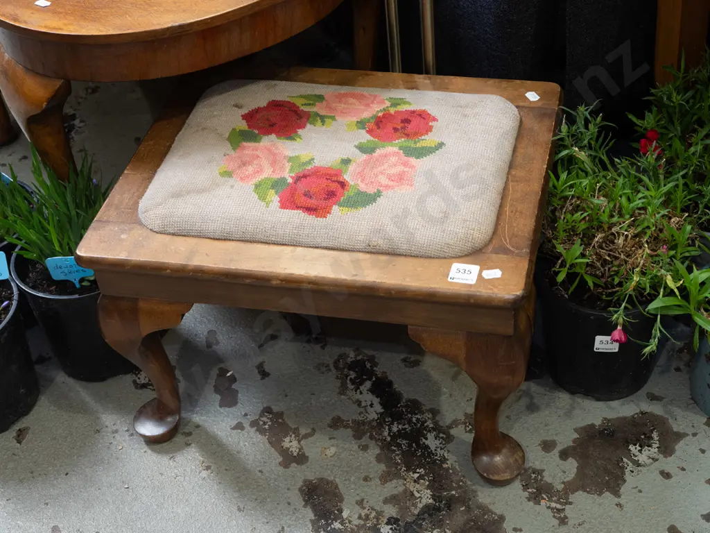 cab leg tapestry topped footstool Image 1++