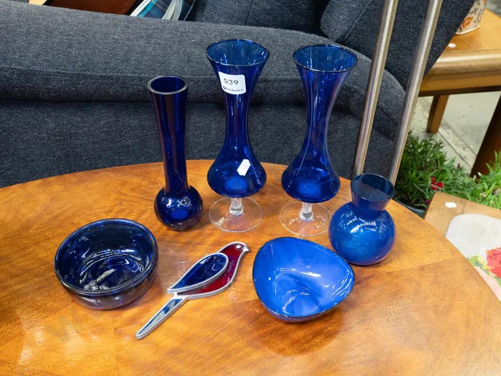 blue glass bowls, vases, leadlight parrot Tallest H210 Image 1++