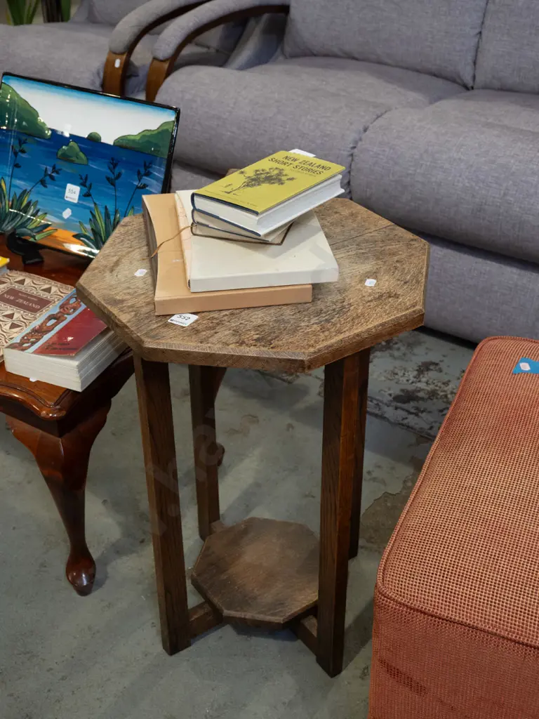 oak 2 tier jardiniere stand - varnish needs attention H585 Image 1++
