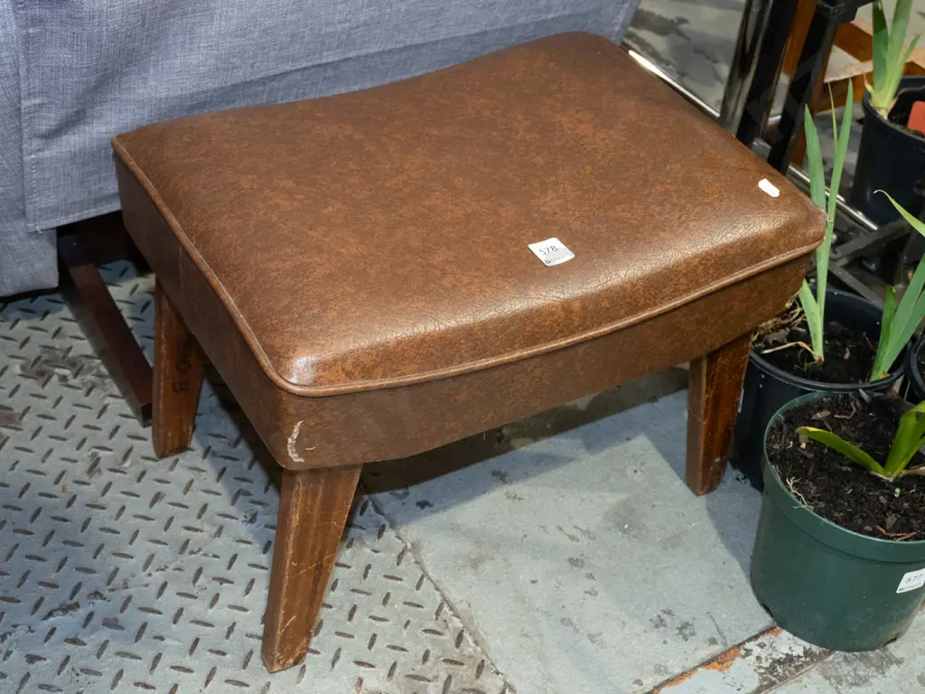 brown vinyl stool Image 1++