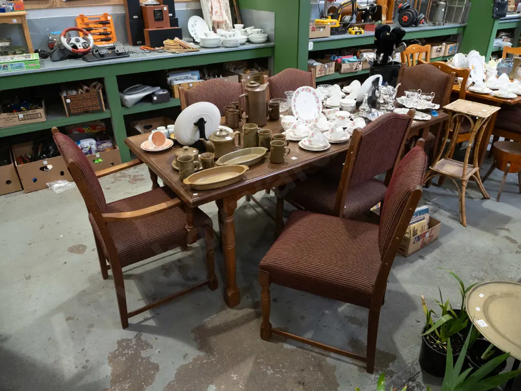 maogany veneer turned leg dining table with 6 matching striped chairs including 2 carvers Image 1++