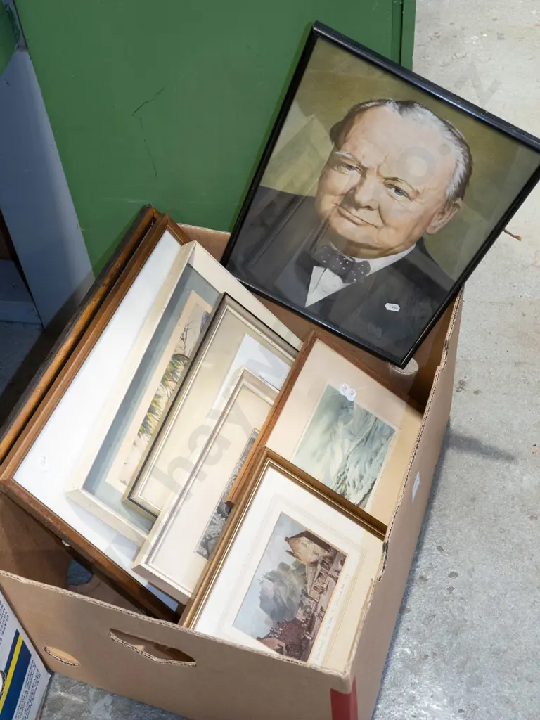 box of prints Image 1++