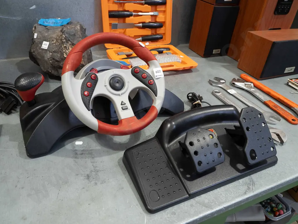 pc gamer car steering wheel and foot controls Image 1++