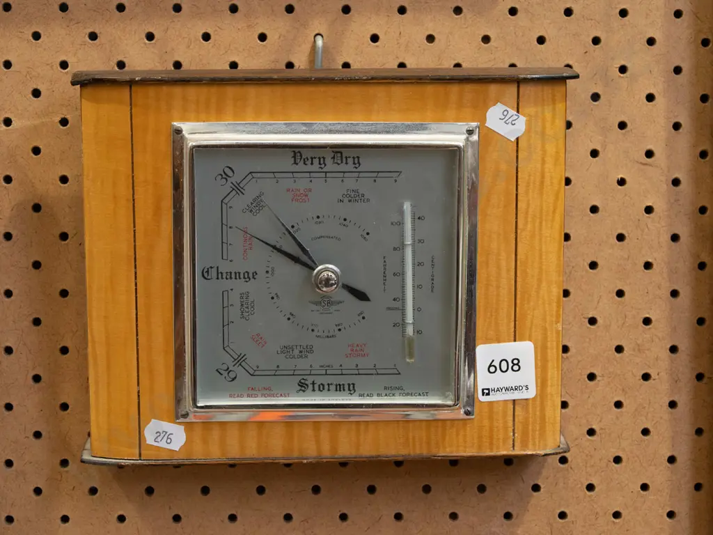wall mounted barometer Image 1++
