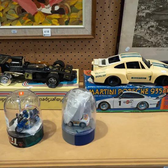 4x plastic model vehicles - As Is No Returns