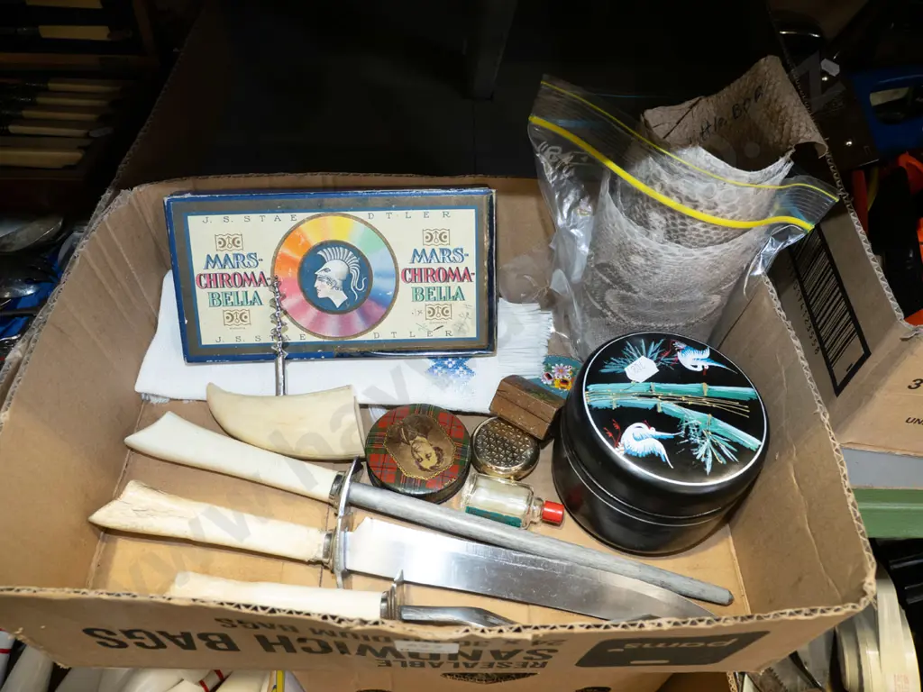 box; snakeskin, corkscrew, pencils etc Image 1++